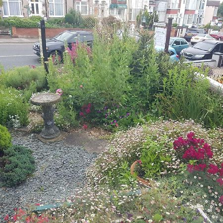 Brookfield Guesthouse Cleethorpes Esterno foto
